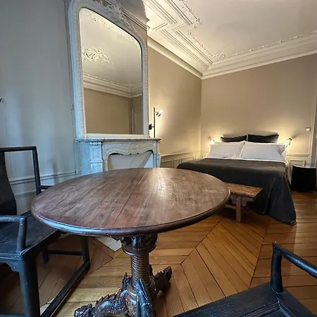 Maison Privee Saint-germain-des-pres Гостевой дом 4*