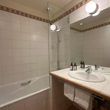 Maison Privee Saint-germain-des-pres Гостевой дом